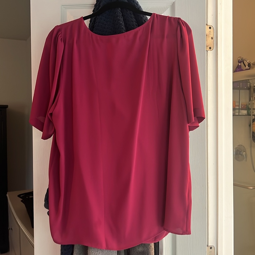 Loft Blouse Raspberry Color - Picture 3 of 3